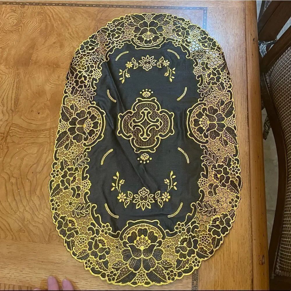 DINING TABLE placemat set!!